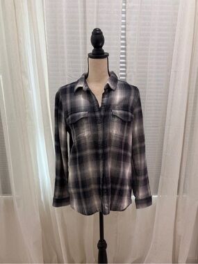 Eddie Bauer Women's Black and Gray Plaid Shirt